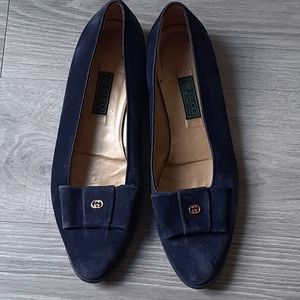 Gucci vintage blue leather flats